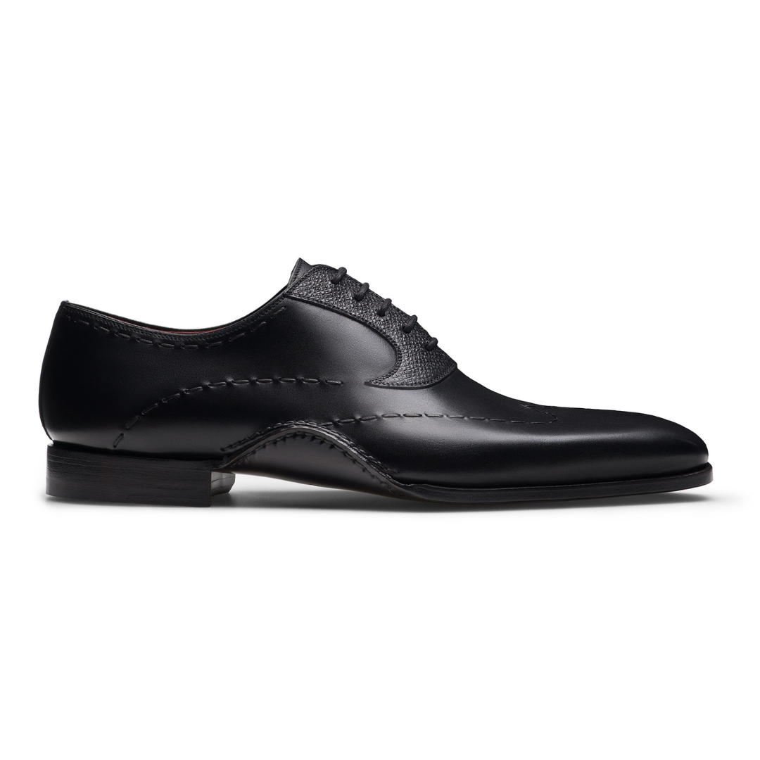 Men’s Black Leather Oxford Shoes with Textured Pattern